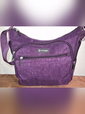 Purple Biaggi Flexmates On-The-Go Hobo bag, Versatile travel bag